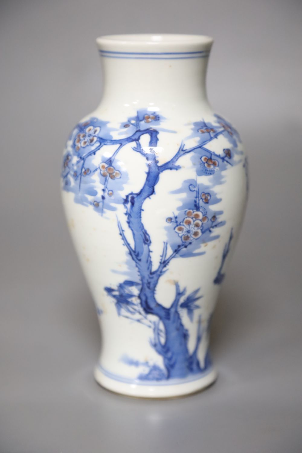 A Chinese blue and white baluster vase, height 20cm